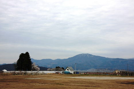 ���̍�̈�חl�C���R�_�ЁC���i�ɍ��x